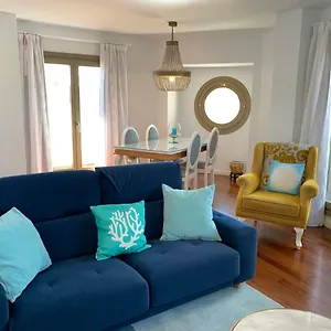 Homely Felix Saenz Malaguese Apartment Malaga